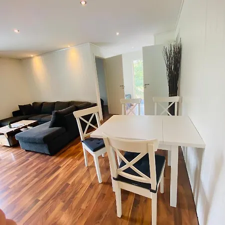 Nydelig Selveierleilighet Med Gratis Parkering Apartment