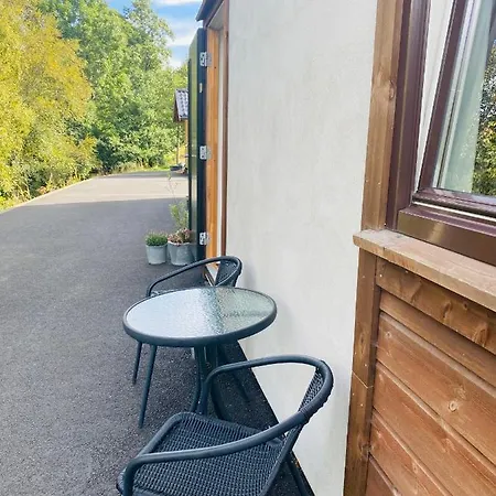 Διαμέρισμα Nydelig Selveierleilighet Med Gratis Parkering *